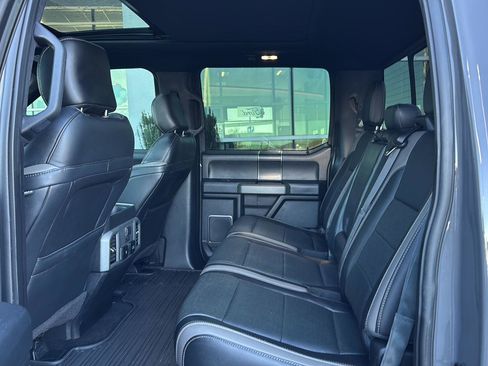 Used 2018 Ford F150 Raptor w/ Equipment Group 802A Luxury image 9