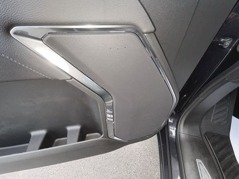 New 2026 GMC Sierra 1500 Elevation image 29