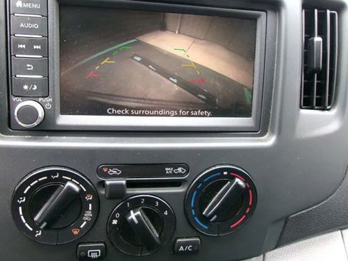 Used 2020 Nissan NV200 SV w/ Sliding Glass Door Package FWD image 14
