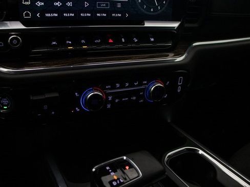 Used 2024 GMC Sierra 1500 Elevation w/ Preferred Package image 35