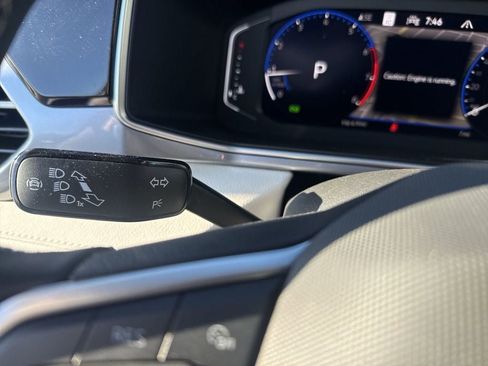 New 2026 Volkswagen Taos SEL AWD/4WD image 21