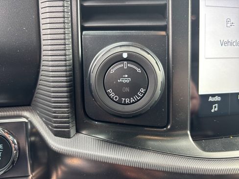 Used 2022 Ford Explorer Limited w/ Equipment Group 301A image 26