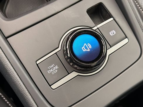 New 2026 Volkswagen Tiguan SE R-Line FWD image 18