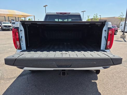 Used 2020 GMC Sierra 3500 Denali w/ Technology Package AWD/4WD image 7