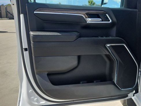 Used 2023 Chevrolet Silverado 1500 LT w/ Protection Package RWD image 21