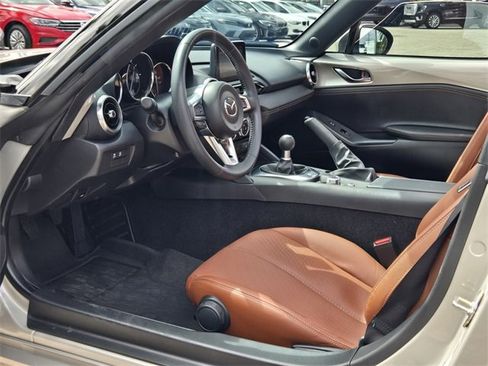 Used 2023 MAZDA MX-5 Miata Grand Touring image 14
