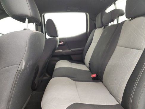 Used 2023 Toyota Tacoma TRD Off-Road image 10