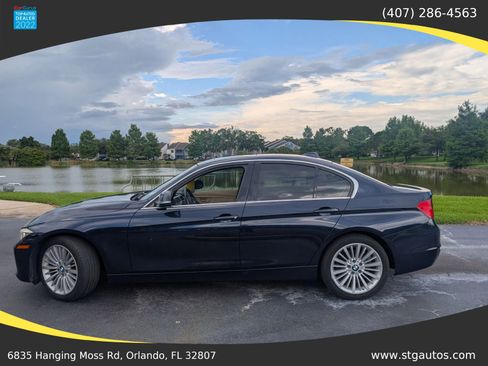 Used 2012 BMW 328i Sedan RWD image 2