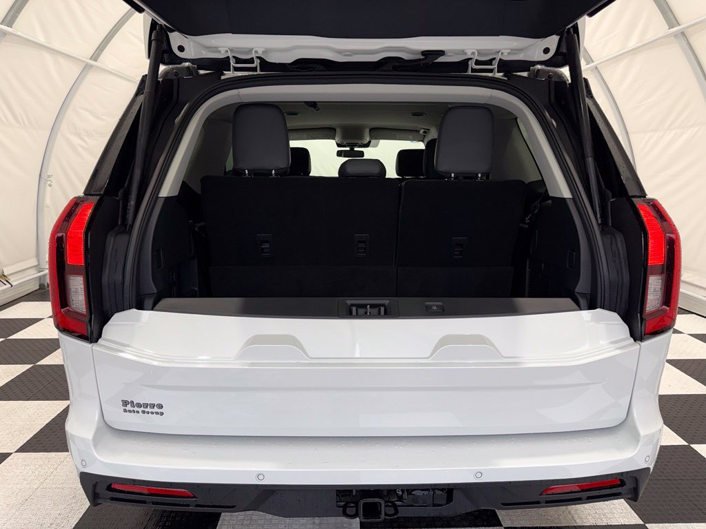 New 2027 Ford Expedition Active AWD/4WD image 4