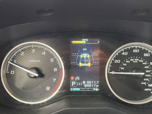 Used 2024 Subaru Forester Premium AWD/4WD image 5