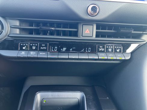 Certified 2026 Toyota Crown Platinum AWD/4WD image 29