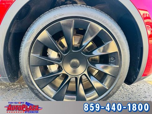 Used 2021 Tesla Model Y Long Range image 23