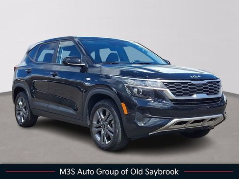 Certified 2023 Kia Seltos LX AWD/4WD image 1