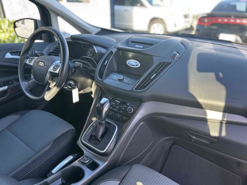 Used 2017 Ford C-MAX SE w/ Equipment Group 201A image 17