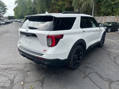 Used 2022 Ford Explorer ST w/ ST Street Pack AWD/4WD image 5
