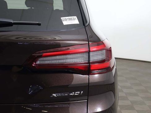 Used 2021 BMW X5 xDrive40i w/ Premium Package 2 image 19