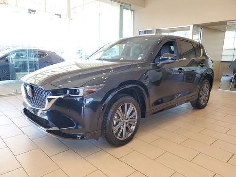 New 2025 MAZDA CX-5 Signature image 2