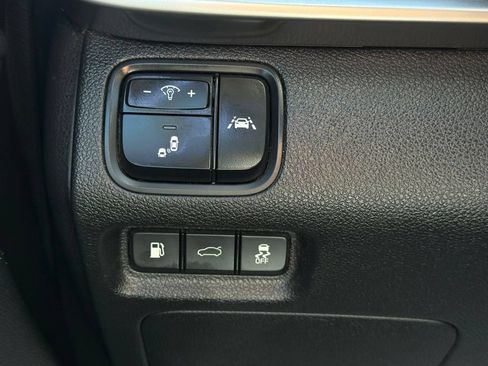 Used 2020 Kia Optima LX FWD image 25