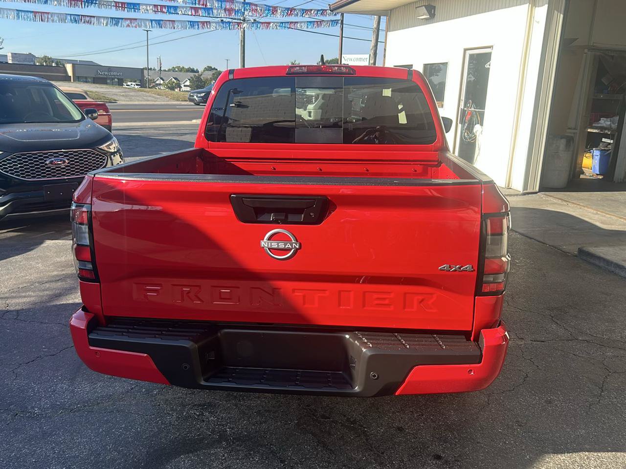 Used 2026 Nissan Frontier SV AWD/4WD image 7