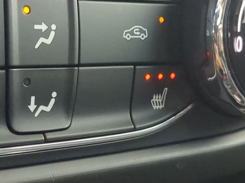 Used 2022 Chevrolet TrailBlazer LT image 19