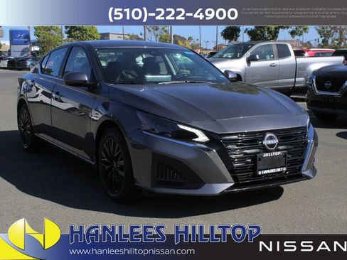 New 2025 Nissan Altima 2.5 SV w/ SV Special Edition Package image 5