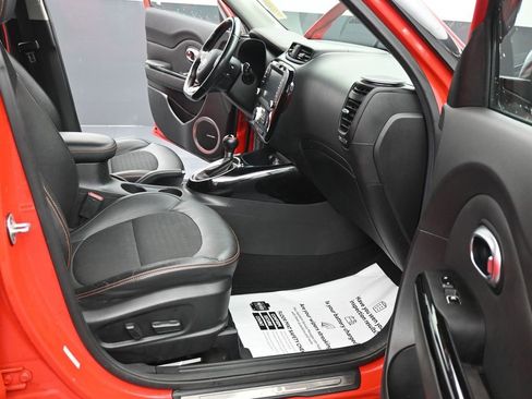 Used 2018 Kia Soul ! w/ Tech Package image 25
