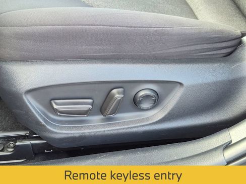 Used 2021 Toyota Camry LE FWD image 16