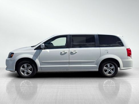 Used 2012 Dodge Grand Caravan Crew FWD image 4
