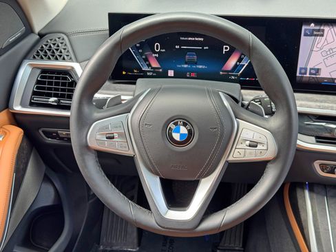 Used 2023 BMW X7 xDrive40i w/ Executive Package AWD/4WD image 22