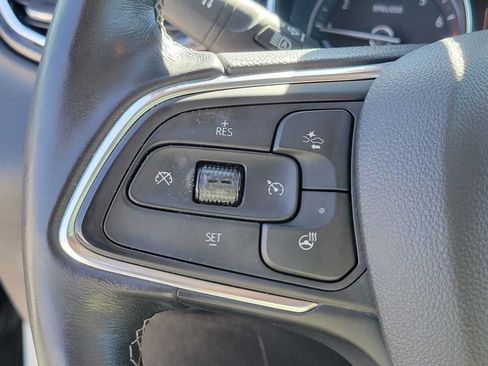 Used 2020 Buick Encore GX Essence w/ Experience Buick Package FWD image 32