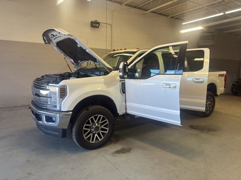 Used 2019 Ford F250 Lariat w/ Lariat Ultimate Package image 9