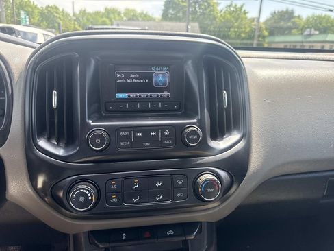 Used 2016 Chevrolet Colorado W/T w/ WT Convenience Package RWD image 19