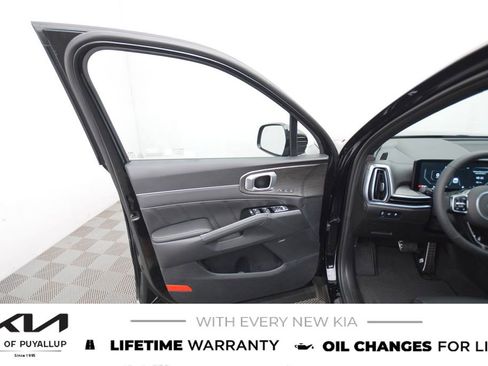 New 2025 Kia Sorento SX Prestige image 9