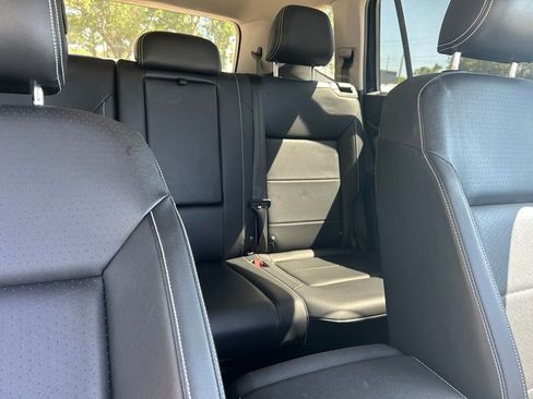 Used 2023 Volkswagen Atlas SE FWD image 32