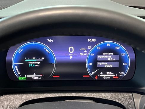 Used 2025 Toyota Crown Signia AWD/4WD image 30