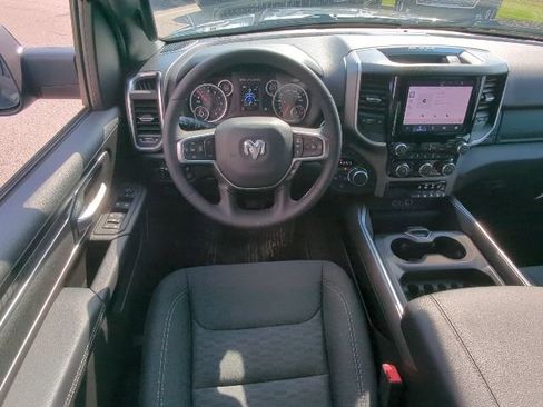 New 2026 RAM 1500 4x4 Crew Cab image 15