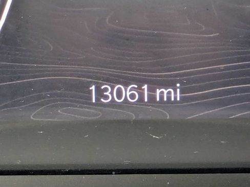 Used 2025 Jeep Grand Cherokee L Limited RWD image 31