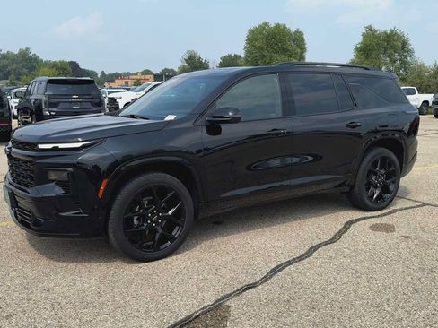 Certified 2024 Chevrolet Traverse RS w/ LPO, Floor Liner Package AWD/4WD image 4