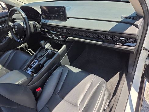 Certified 2024 Honda Accord EX-L image 19