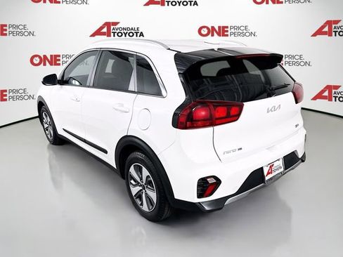 Used 2022 Kia Niro LX FWD image 5