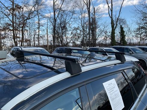 Used 2012 Volvo XC60 T6 R-Design image 17