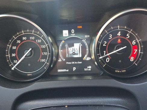 Used 2019 Jaguar F-TYPE Coupe image 28