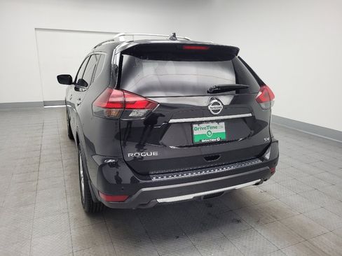 Used 2020 Nissan Rogue SV FWD image 6