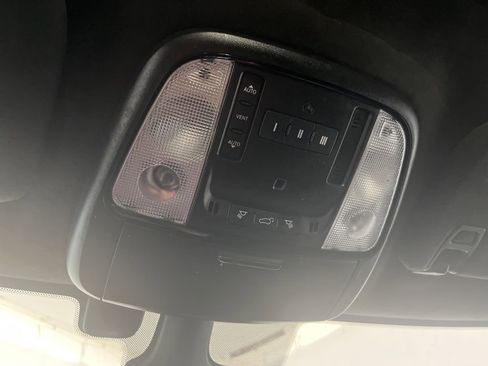 Used 2023 Dodge Durango R/T w/ Hemi Orange Plus Package image 78