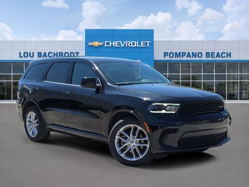 Used 2023 Dodge Durango GT image 1