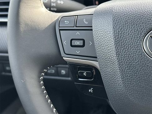 New 2026 Toyota Camry SE image 21