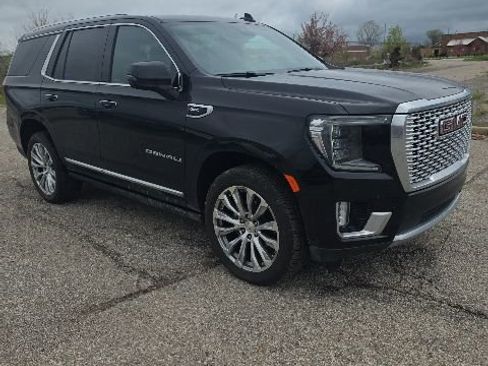 Certified 2023 GMC Yukon Denali w/ Advanced Technology Package AWD/4WD image 2