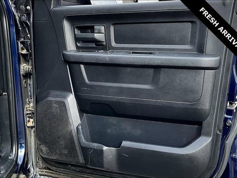 Used 2016 RAM 2500 Tradesman w/ Chrome Appearance Group image 27