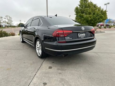 Used 2017 Volkswagen Passat 1.8T SE FWD image 5