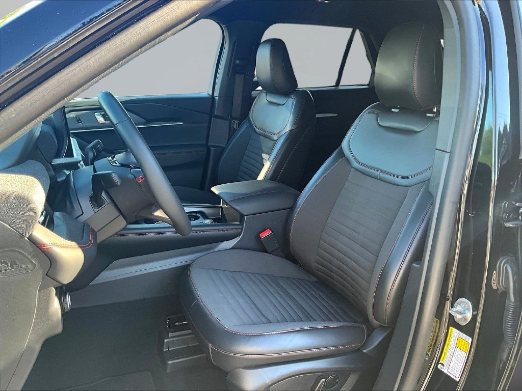 Used 2026 Ford Explorer ST-Line AWD/4WD image 23